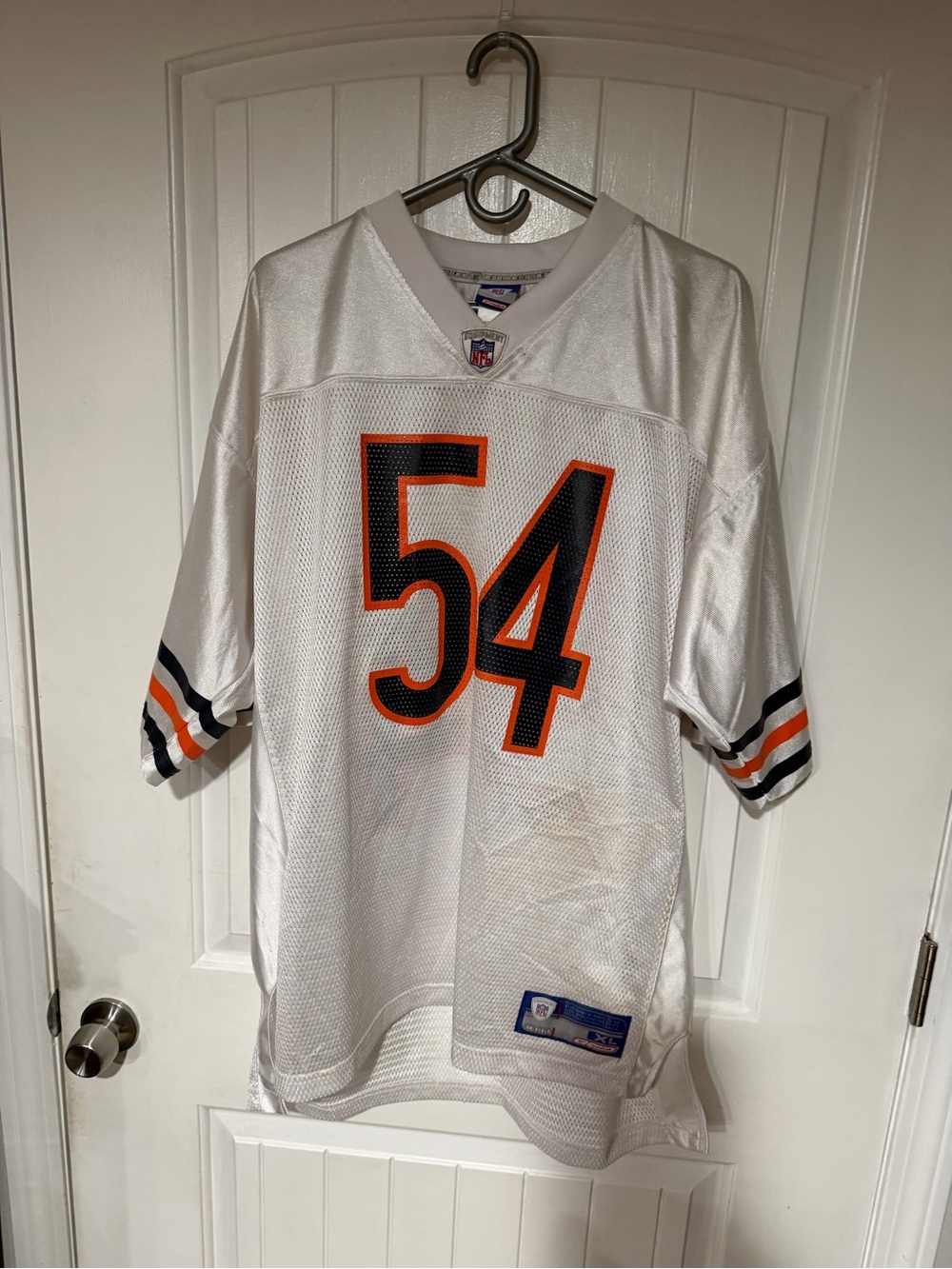 Men's Reebok Hall of Famer Brian Urlacher Chicago Bears Number 54 - Picture 1 of 8
